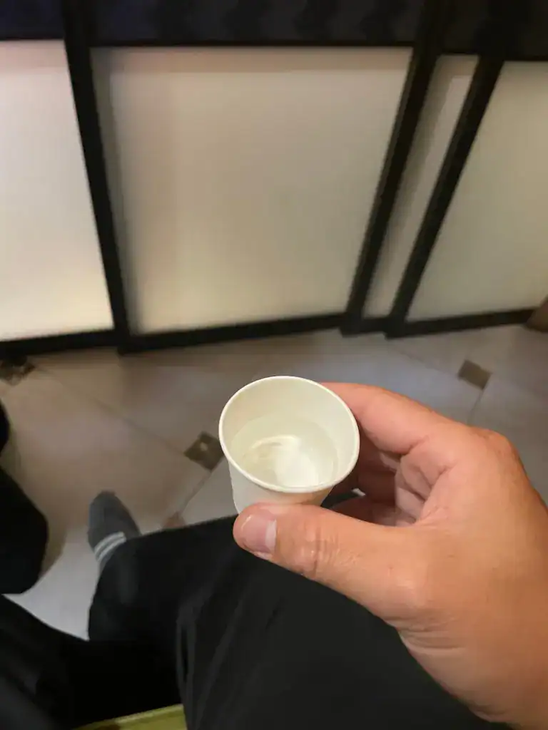 小針刀下針前喝30cc葡萄糖